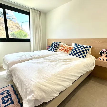 Stylish 3-bedroom In Azahar De * Estepona