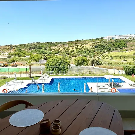 Lejlighed Stylish 3-bedroom In Azahar De